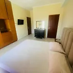 Bleta Residence 게스트하우스 *