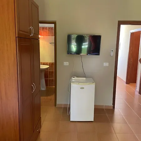 Bleta Rooms * Sarande