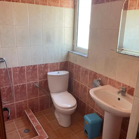 Bleta Rooms * Sarande
