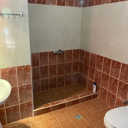Bleta Rooms Guest house Sarande