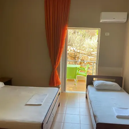 Bleta Rooms Sarande