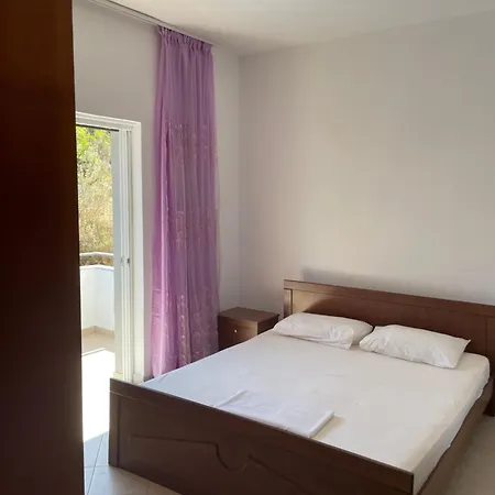 Bleta Rooms Guest house *